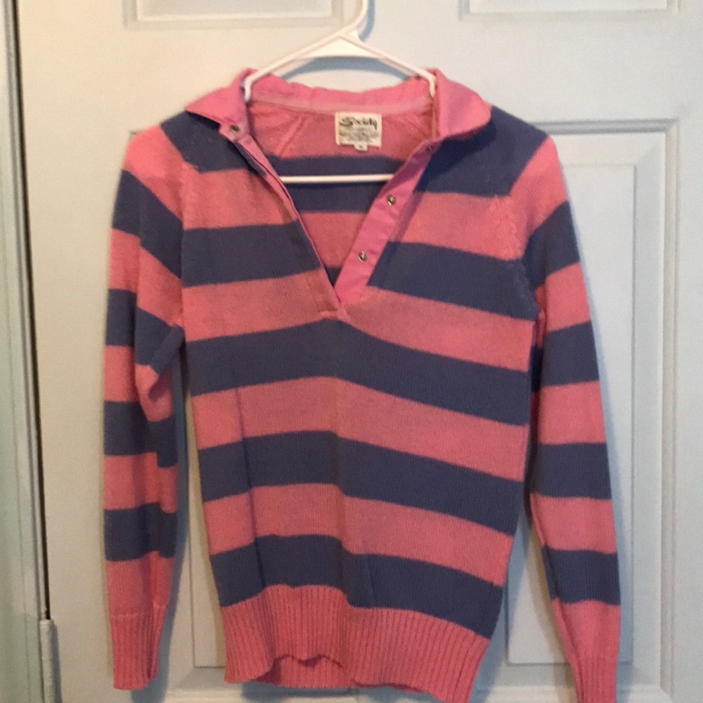 Vintage 80’s sweater pink and light purple striped.